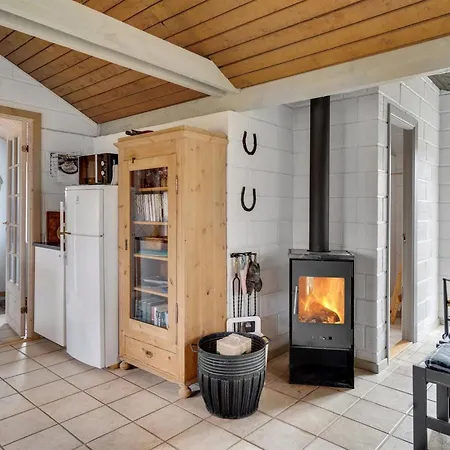 Raika - 450m To The Fjord By Interhome